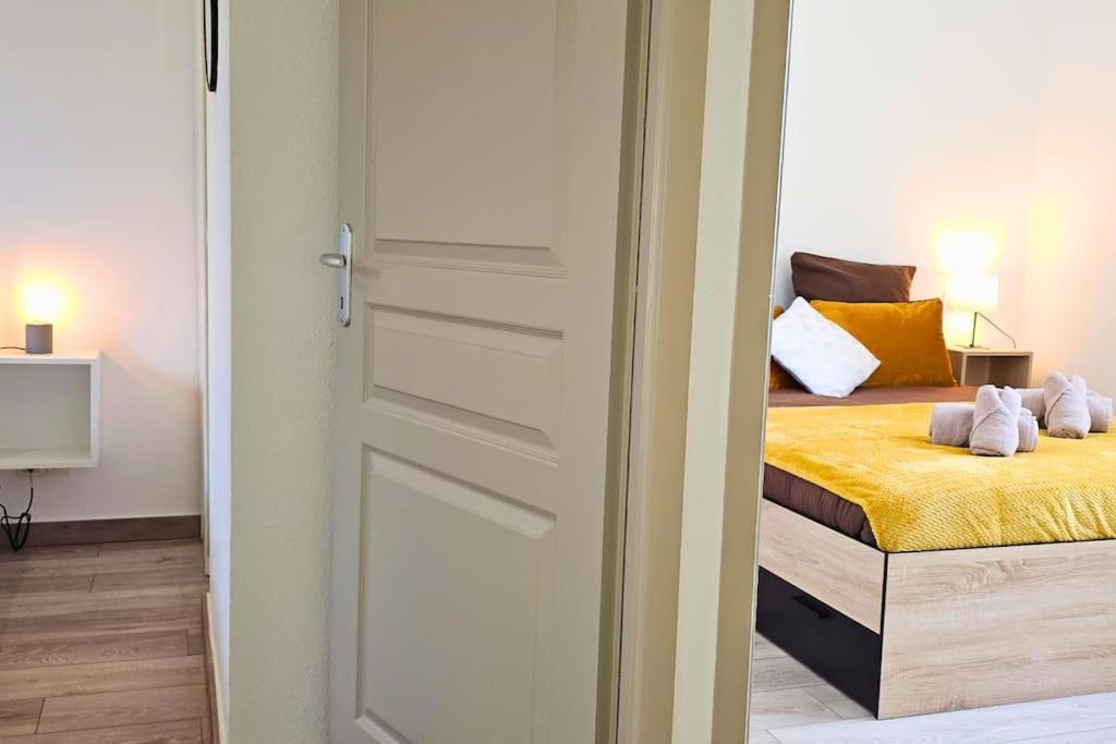 Apartmán L'Orchidee, Proche De La Gare Avec Clim Et Terrasse Narbonne Exteriér fotografie
