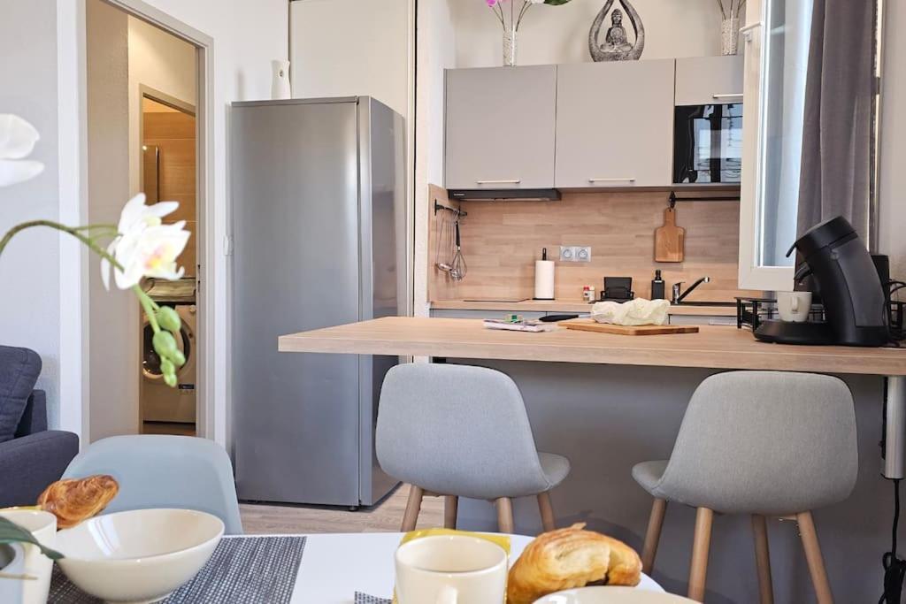 Apartmán L'Orchidee, Proche De La Gare Avec Clim Et Terrasse Narbonne Exteriér fotografie